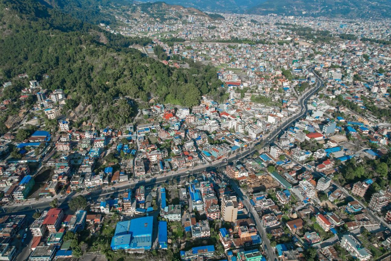 Hotel Dela Mount Pokhara Luaran gambar