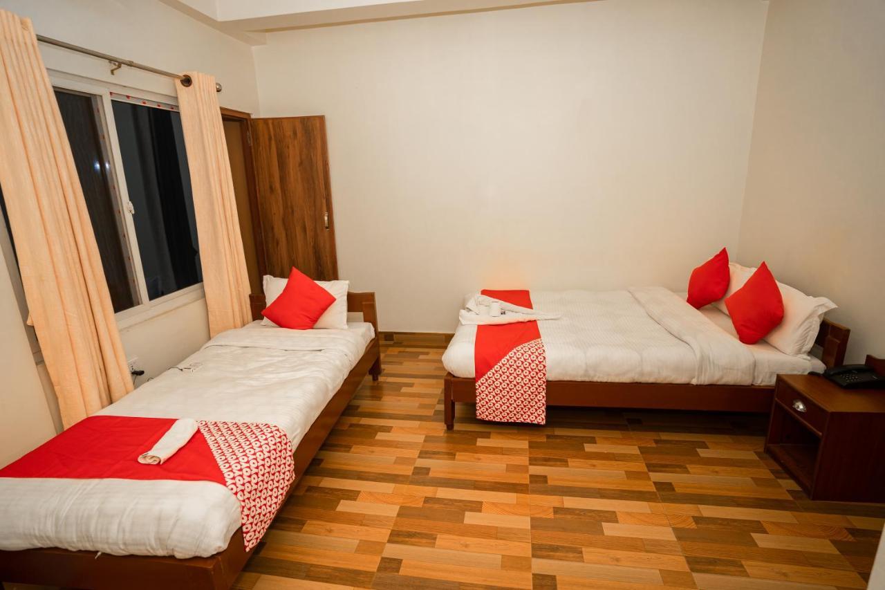Hotel Dela Mount Pokhara Luaran gambar