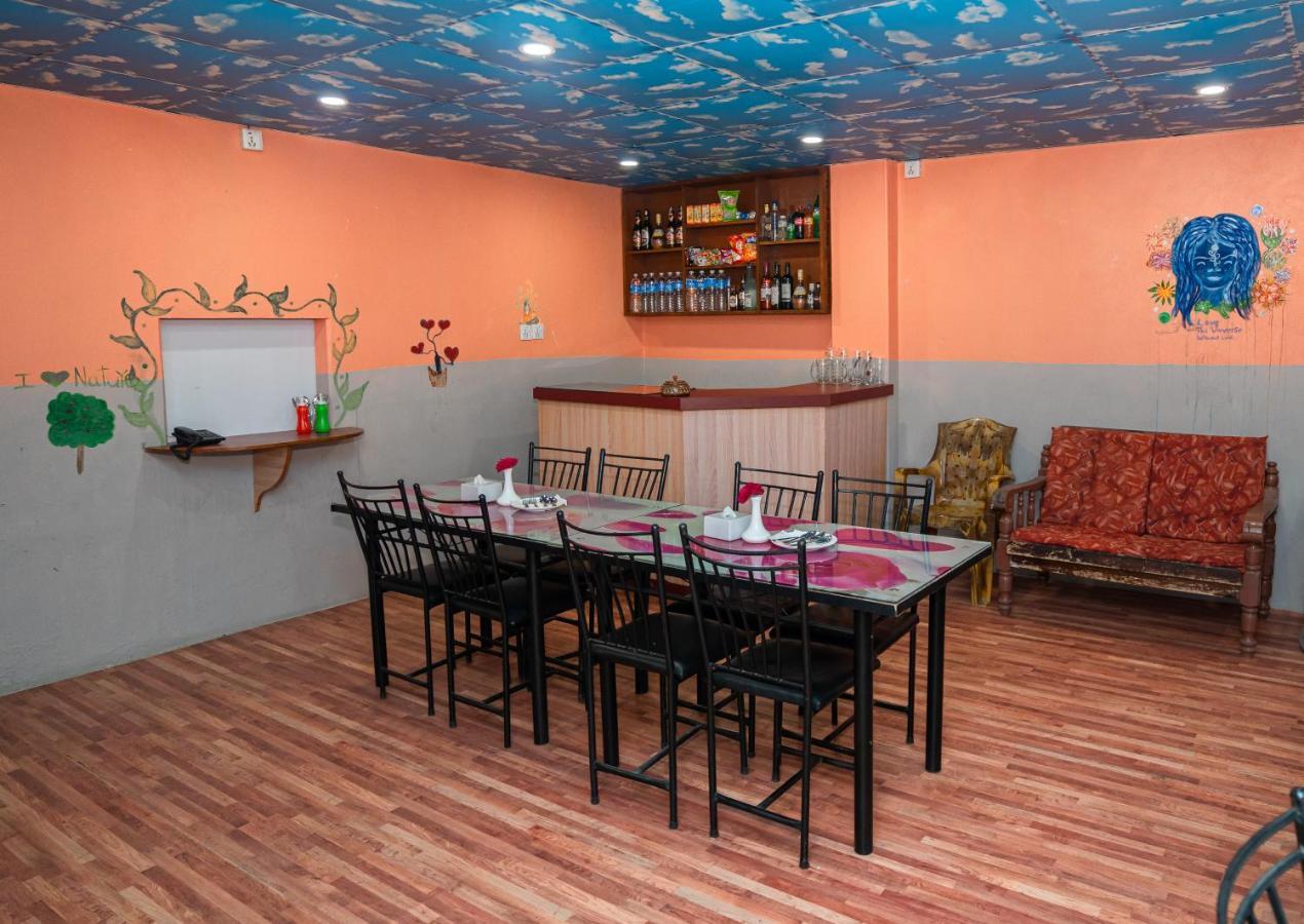 Hotel Dela Mount Pokhara Luaran gambar